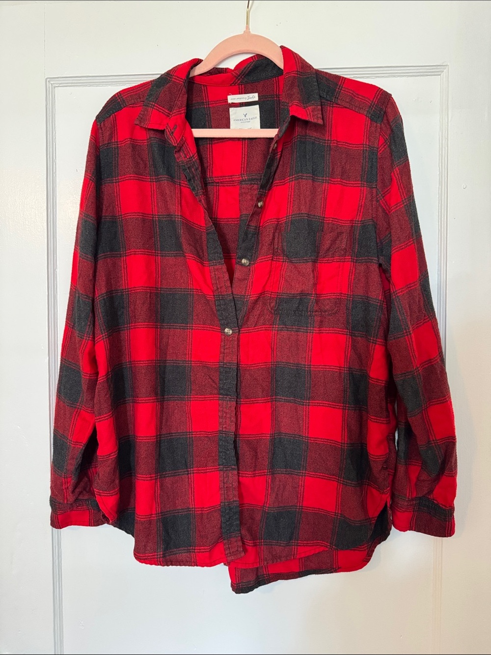 American Eagle Outfitters Red and Black Plaid Button-Down Shirt